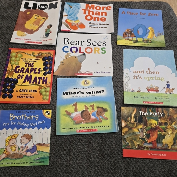 3/$15 kids book bundle lot of 9 - Picture 10 of 10